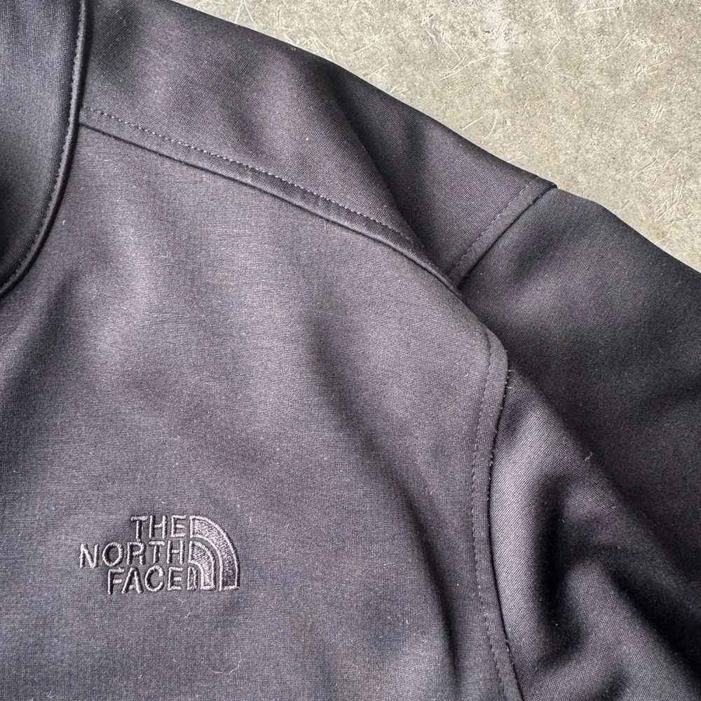 The North Face Black Performance Jacket Streamlined Design